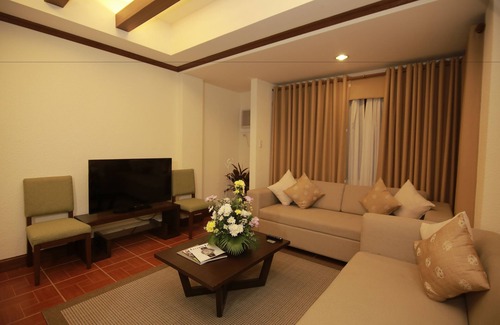 Lipa Resort | The Suites at Mount Malarayat