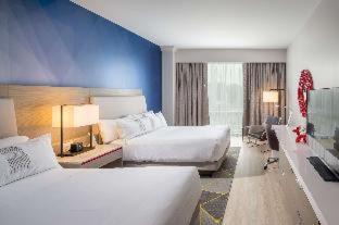 Roselawn Finance Hotel | The Summit Hotel