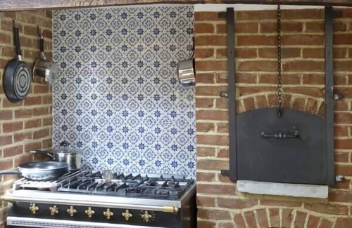 Ferrensby Apartment | THE SUN HOUSE, luxury holiday cottage, with a garden in Ferrensby