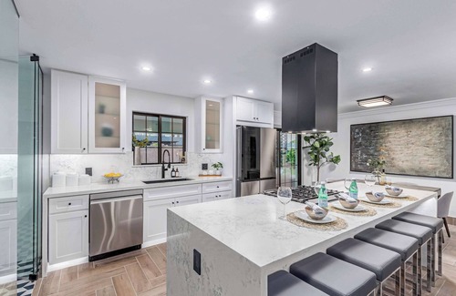 Peaceful Valley House | The Sundancer Oasis|Old Town|Pool+Spa|Rooftop Deck