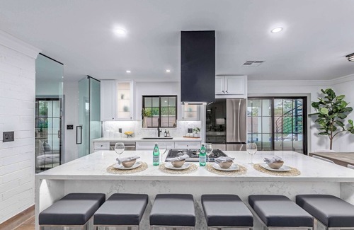 Peaceful Valley House | The Sundancer Oasis|Old Town|Pool+Spa|Rooftop Deck
