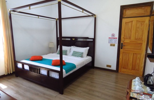 Huraa Bed & Breakfast | The Sunrise Huraa