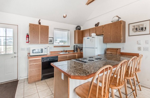Oregon Coast House | The Sunset #118 - Large comfortable beachfront home in Pacific City. Pet friendly!