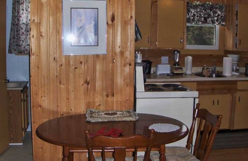 Port Elgin House | The Sunset Cottage Park Port Elgin - Cottage #5 - Hector's Place