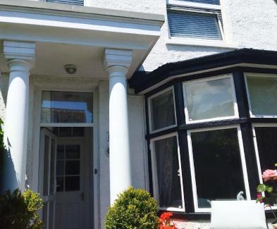 Exmouth Bed & Breakfast | The Swallows B and B
