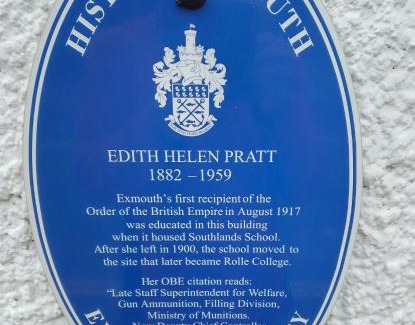 Exmouth Bed & Breakfast | The Swallows B and B