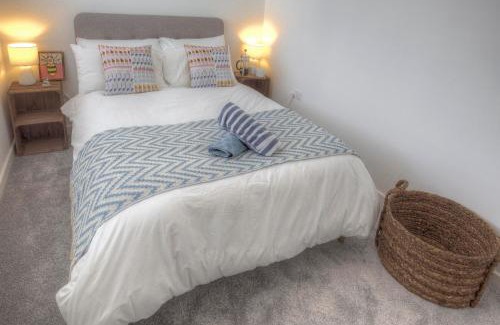 Rhosneigr Apartment | The Swell by Guestz