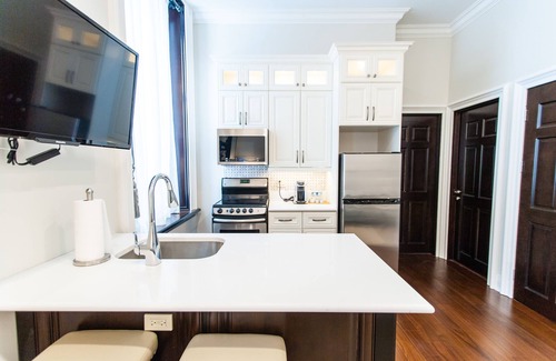 Queens Square Hotel | The Sydney Boutique Inn