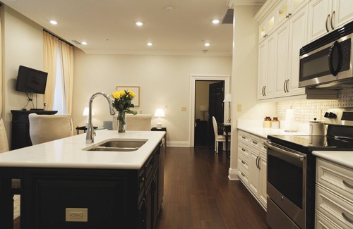 Queens Square Hotel | The Sydney Boutique Inn