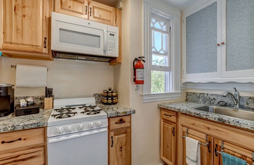 Nob Hill Apartment | The Symphony Room at The Mansion by the Square