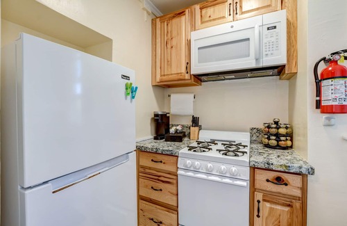 Nob Hill Apartment | The Symphony Room at The Mansion by the Square