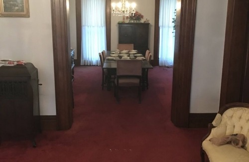 Crawfordsville House | The Tanner mansion