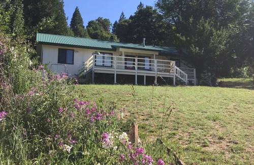 Montgomery Creek House | The Terrace House, country living.
