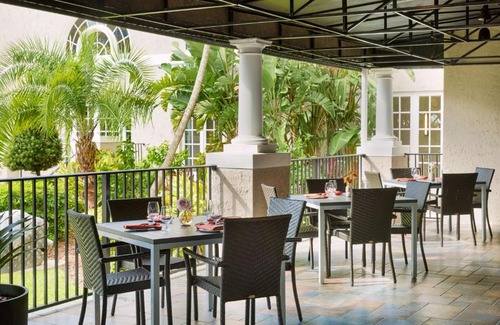 Downtown Hotel | The Terrace Hotel Lakeland, Tapestry Collection by Hilton