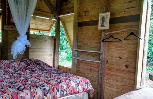 La Plaine Cabin | The Tete canal hut