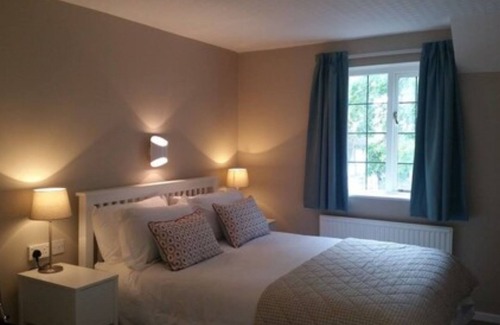 Quedgeley Hotel | The Thatch Inn