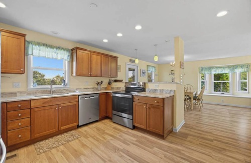 Duck House | The Three Fish Inn | 1,110 ft. to the beach | Private Pool, Hot Tub