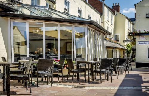 Market Harborough Hotel | The Three Swans Hotel, Market Harborough, Leicestershire - The Coaching Inn Group