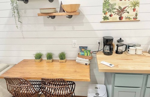 Blackshear-Prospect Hill House | The Tiny with Big Time Vibes and Walkability