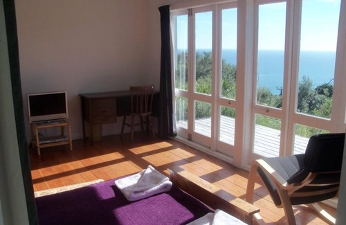 Muriwai House | The Tower House, Muriwai Beach