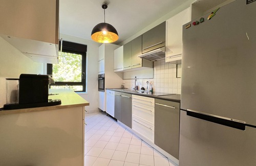 Saint-Cyprien Apartment | The Tower in the heart of Toulouse with Parking and view