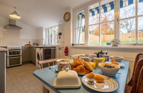 Hollesley House | The Town House