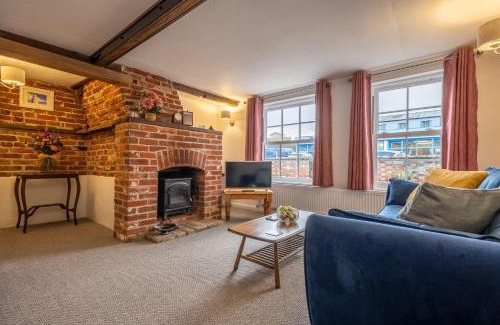 Hollesley House | The Town House