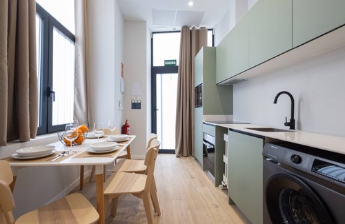 La Creu del Grau Apartment | The Trafalgar Apartment 07 by Florit Flats