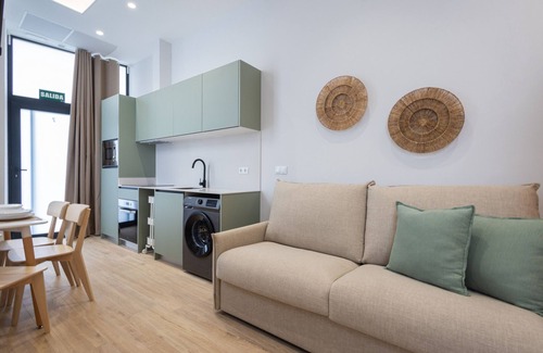 La Creu del Grau Apartment | The Trafalgar Apartment 07 by Florit Flats