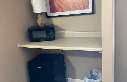 Jacksonville Hotel | The Travelers Inn