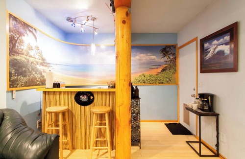 Hidden Springs Apartment | The Tree House 1 BR Attached In-law Apartment with Private Spa