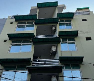 Janakpuri Hotel | The Tree House