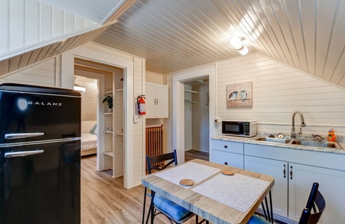Nob Hill Apartment | The Treehouse Suite at the Mansion by the Square