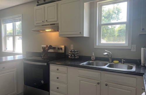Westgate House | The Tucked Inn - Spacious 3BR Home with Huge Backyard Near Lejeune & Beaches