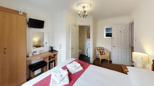 Barbican House | The Tudor Guest House
