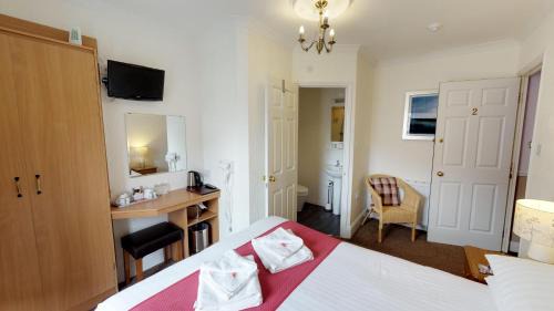 Barbican House | The Tudor Guest House