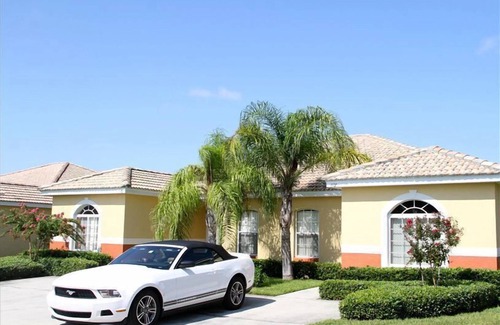 Haines City Villa | The ultimate Florida vacation in a tranquil, natural setting
