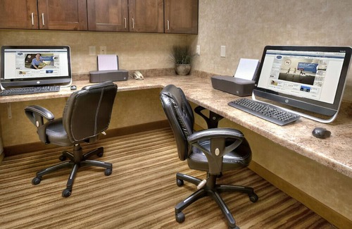 Twin Falls House | The Ultimate Luxury Getaway for Couples! Free WiFi
