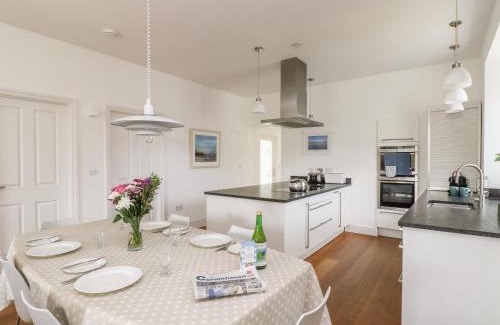 Saint Martin Apartment | The Upper Deck