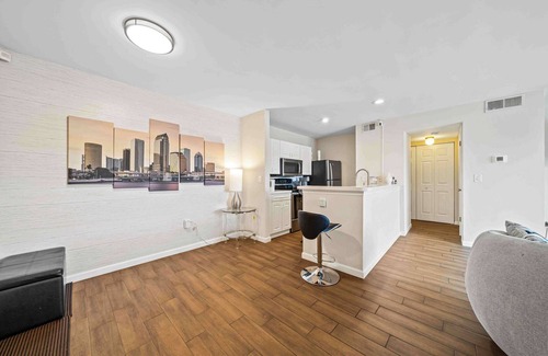 Carrollwood Condo | The Urban Oasis – Serene Views!