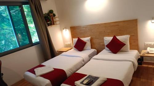 Jubilee Hills Hotel | The Urban Stays