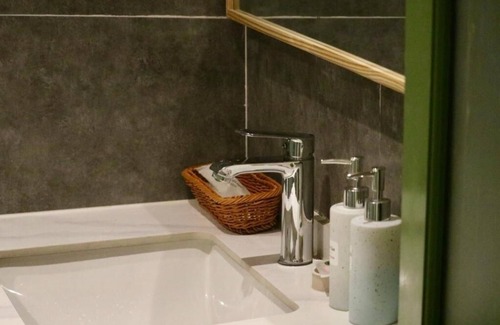 Thuy Khue Apartment | The Urban Westlake Apartment