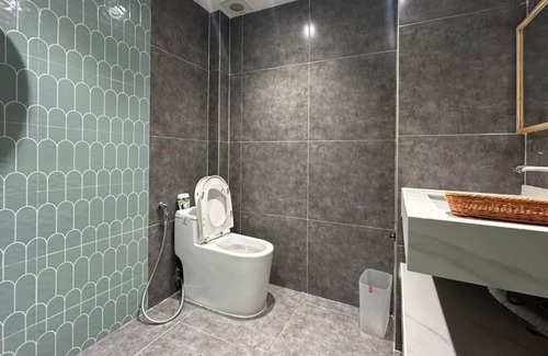 Thuy Khue Apartment | The Urban Westlake Apartment