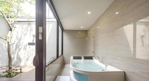 Chorakhe Bua Resort | The Valen Resort