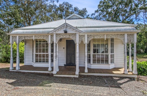 Metung House | The Victorian Grove - Metung
