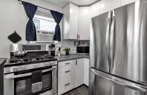 North Buffalo Apartment | The Victorian House