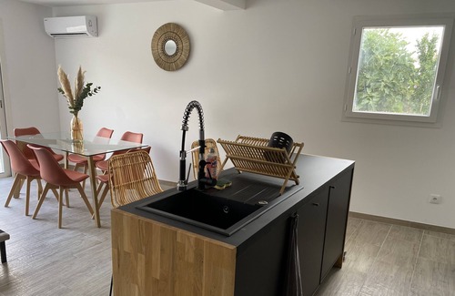 Saint-Laurent-d'Aigouze House | The Villas of Lily: Land of Camargue