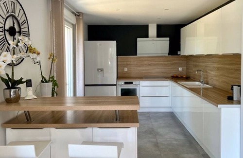 Quartier des Espesses Villa | The Villa of the Sun