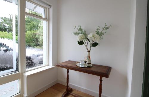 Clarinbridge House | THE VILLAGE HOUSE on Wild Atlantic Way CLARINBRIDGE VILLAGE
