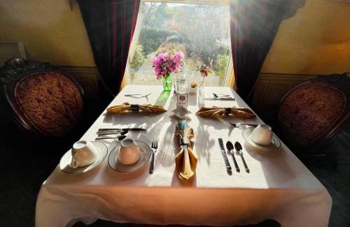 Woodstock Bed & Breakfast | The Village Inn of Woodstock